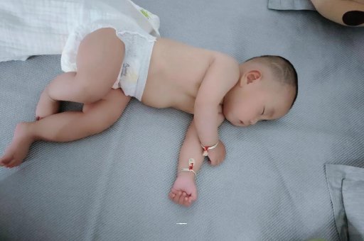武安怀孕多久会显肚子